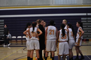 The Matadors gather around head coach Sara Borelli to figure out a new game plan. The team made it to CCS playoffs and ended with an overall score of 13-12-0. Photo by Catherine Lockwood.
