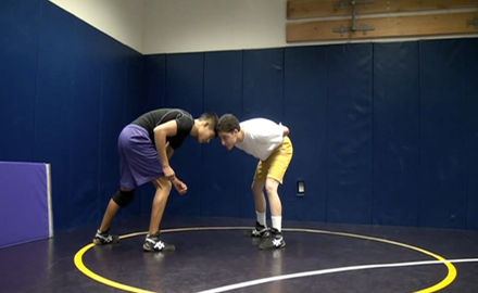 Video: Wrestling techniques in 40 seconds