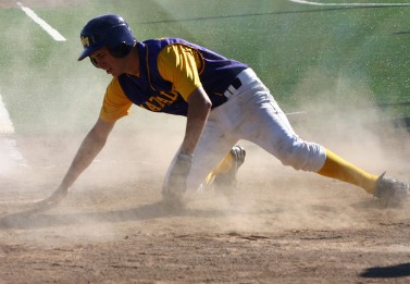 Baseball CCS: Matadors lose in first round against Palo Alto Vikings 