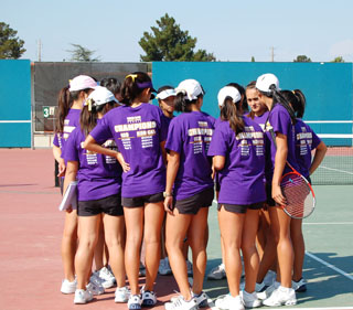 Varsity girls tennis defeats Los Altos in first league match