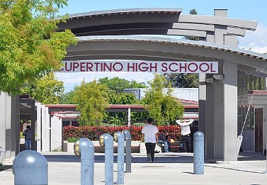 Sixteen students to attend IDC exchange at Cupertino High School