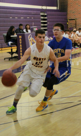 Liveblog: Boys basketball takes on Burlingame HS