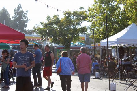 Behind the food trucks of Off the Grid
