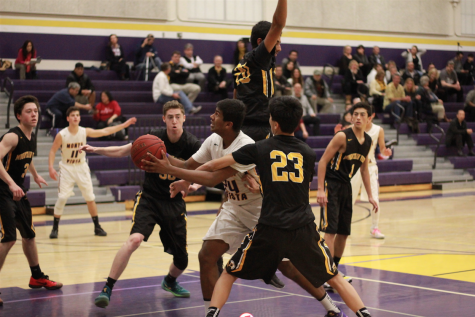 Live Broadcast: Boys basketball vs Homestead HS