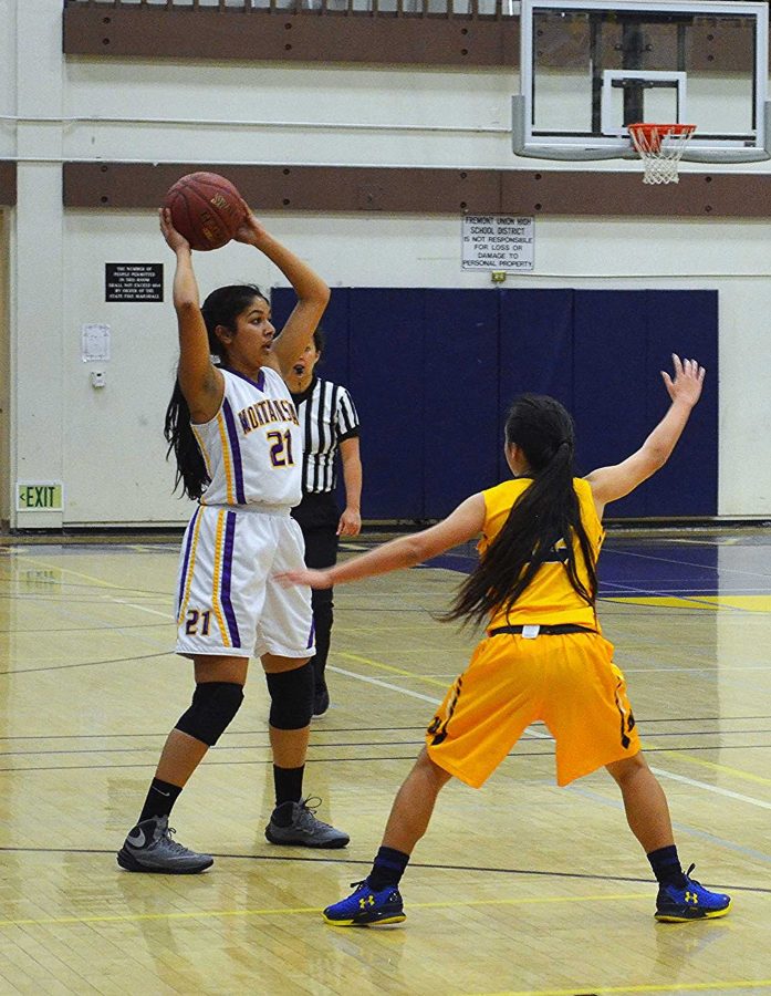 Girls+basketball%3A+Team+clinches+senior+night+victory+against+Milpitas+HS