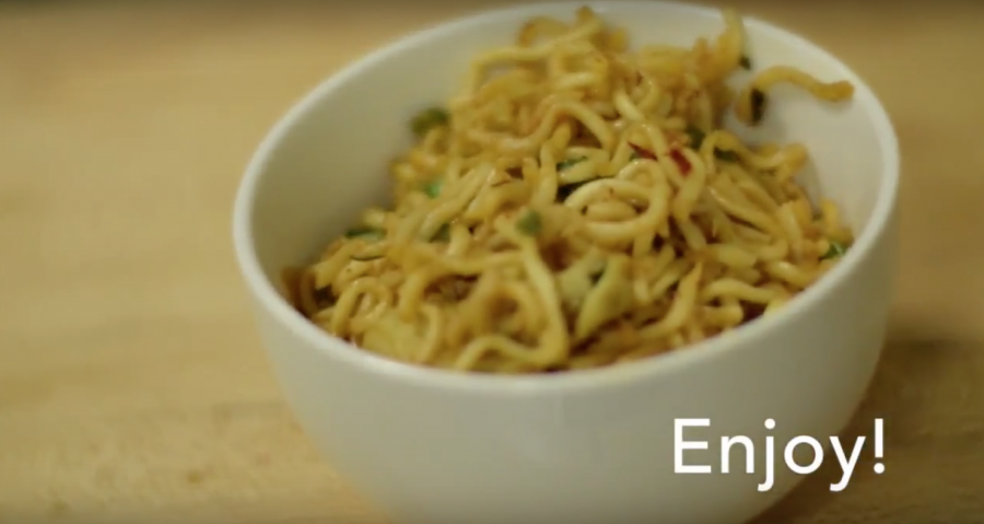 Simplified fried noodles for the Chinese New Year