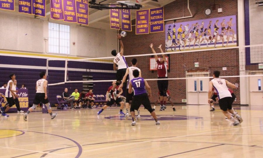 Boys+volleyball%3A+Undefeated+MVHS+conquers+rival+Cupertino+HS+3-0