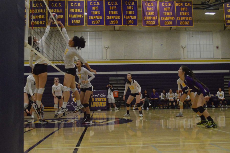 Girls+volleyball%3A+Team+defeats+Los+Gatos+for+first+time+in+17+years