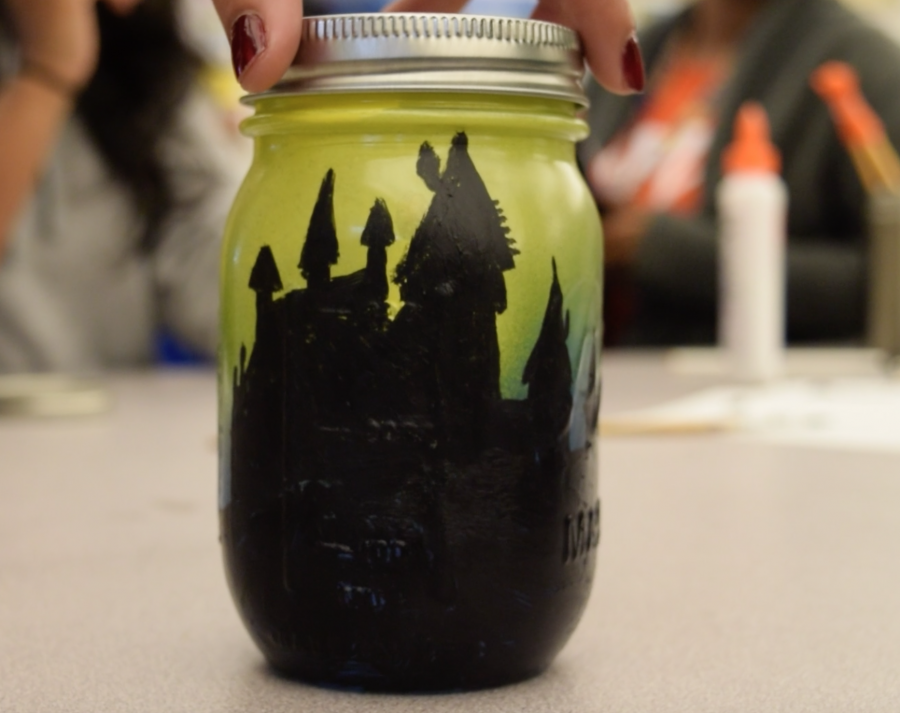 How To: Halloween inspired mason jars