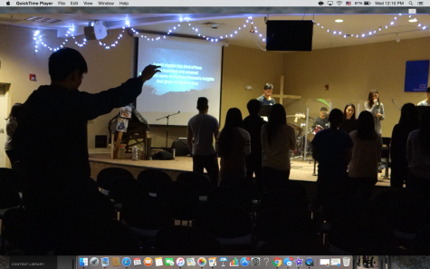 Roots Christian Club attends its first IDC praise night