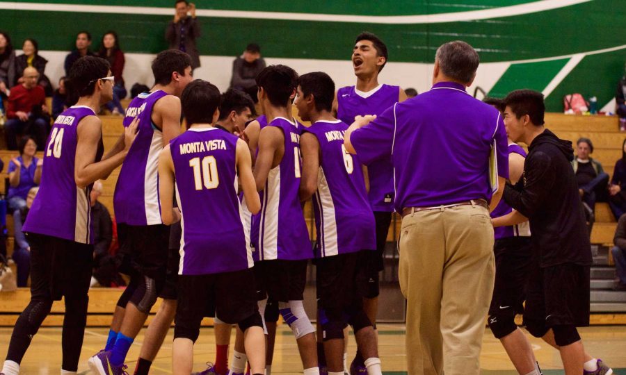 Boys+volleyball%3A+MVHS+maintains+undefeated+league+record+in+nail-biting+3-2+finish+over+Homestead+HS