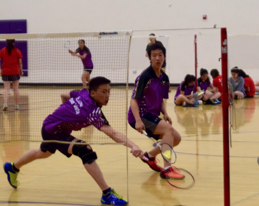 Photo+Gallery%3A+Badminton+triumphs+over+Gunn+HS+19-11