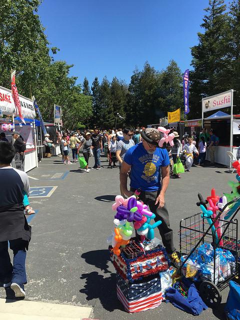 Sunday Projects: A day at the Cherry Blossom Festival