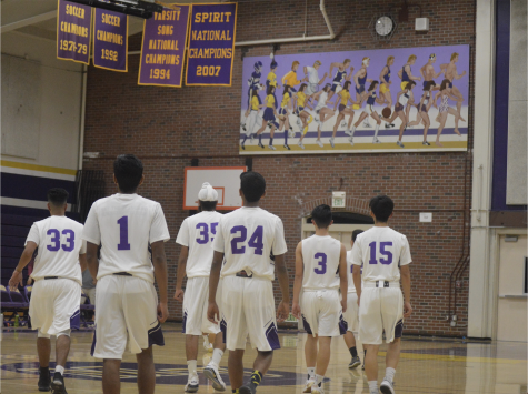 Boys basketball: Team loses tough season opener to Oak Grove HS