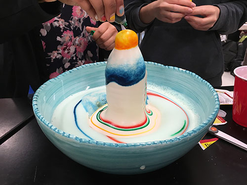Science National Honor Society holds Elephant Toothpaste lab