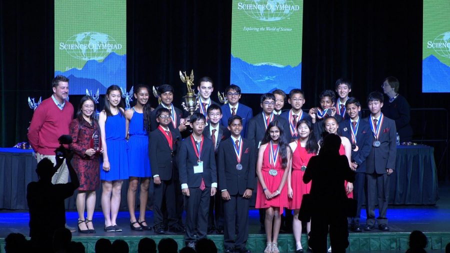 Kennedy Middle School Science Olympiad team wins fourth place at Nationals