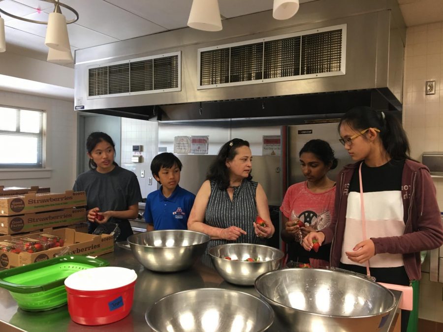 Leo Club volunteers at 36th annual Cherry Blossom Festival