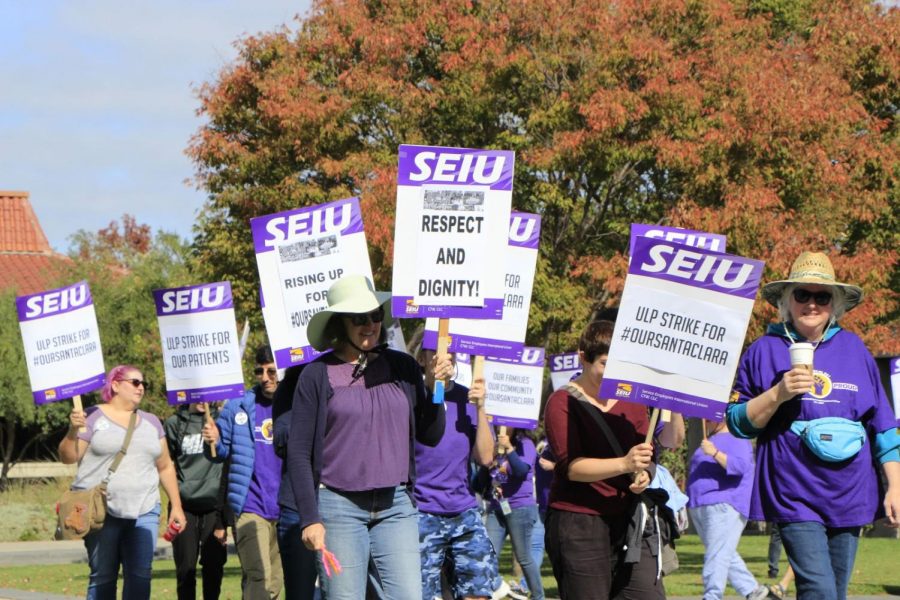 SEIU 521 union conducts the second strike from their rolling strike at the Cupertino Library on October 19. Photo by Holly Okamura // Used with permission