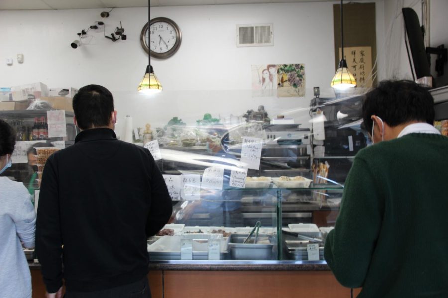 Jennys Kitchen sells a variety of traditional Chinese dishes.
