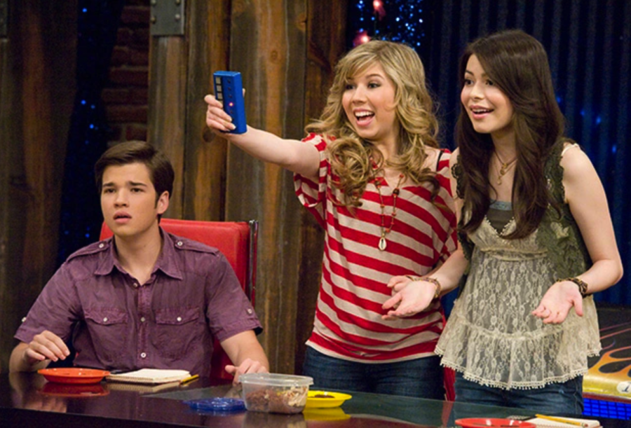 Jennette McCurdy (center) began filming for the teen sitcom iCarly in 2007 at the age of 15, along with costars Nathan Kress (left) and Miranda Cosgrove (right)