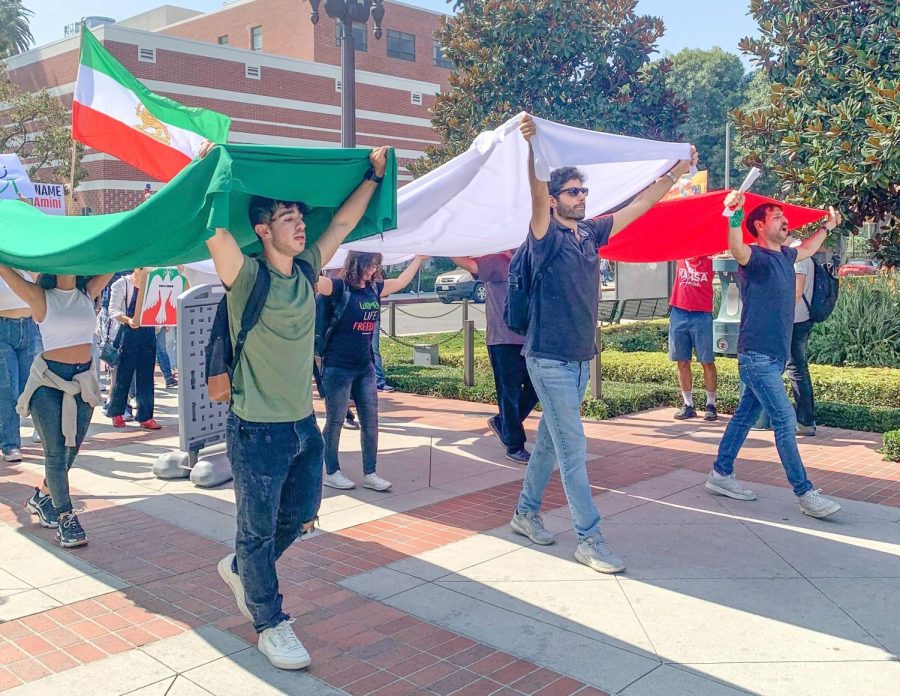 Students+from+the+University+of+Southern+California+march+around+USCs+campus+to+protest+Mahsa+Aminis+death+and+the+lack+of+womens+rights+in+Iran.+