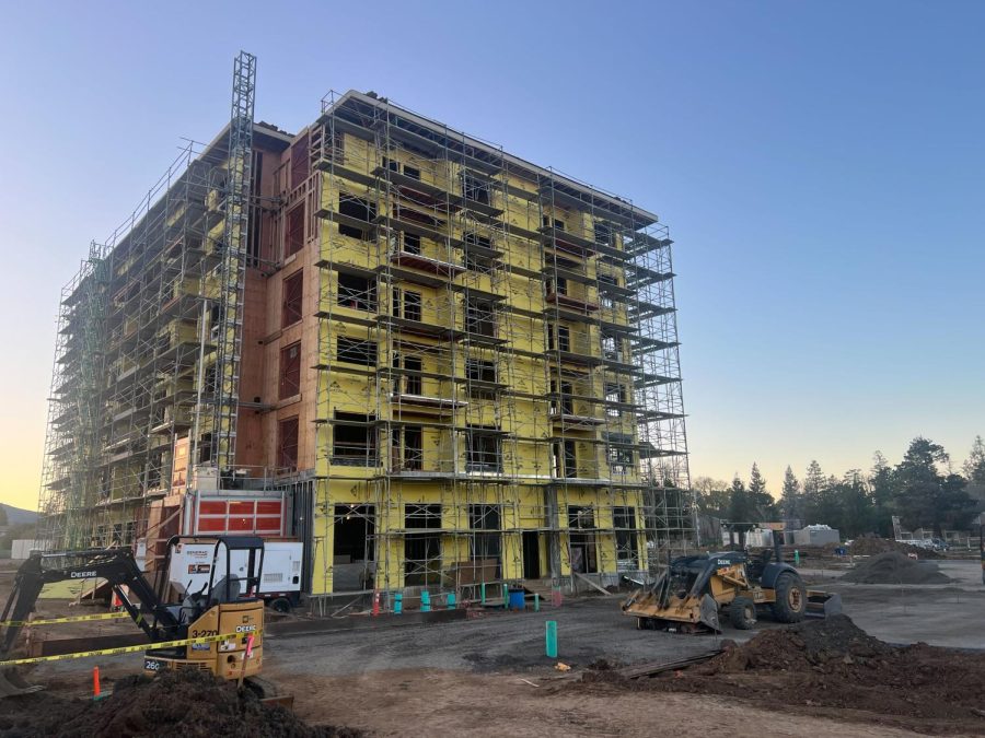 Current construction to build new housing in Cupertino is underway.