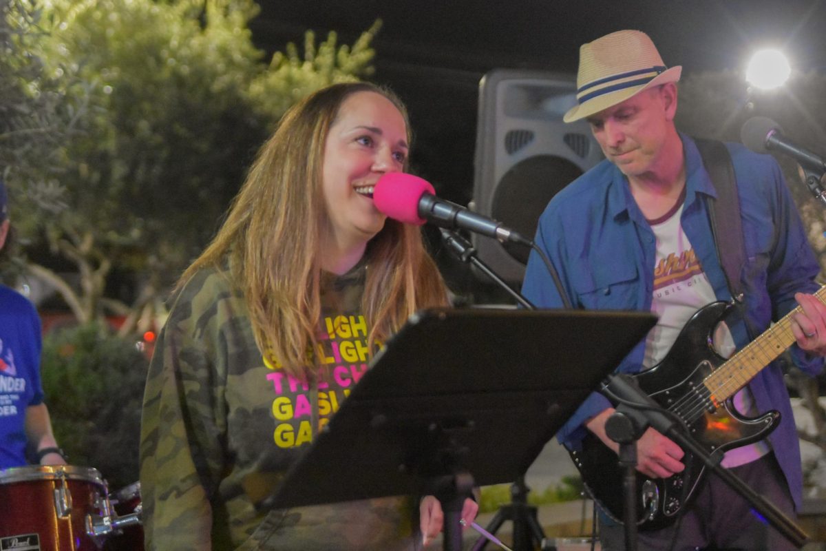 Lead singer Julia Satterthwaite sings into the mic. Photo | Radhika Dharmapurikar