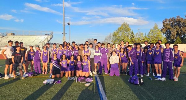 The MVHS Varsity Track and Field team poses for a group photo. Photo courtesy of Lauren Moore | Used with permission