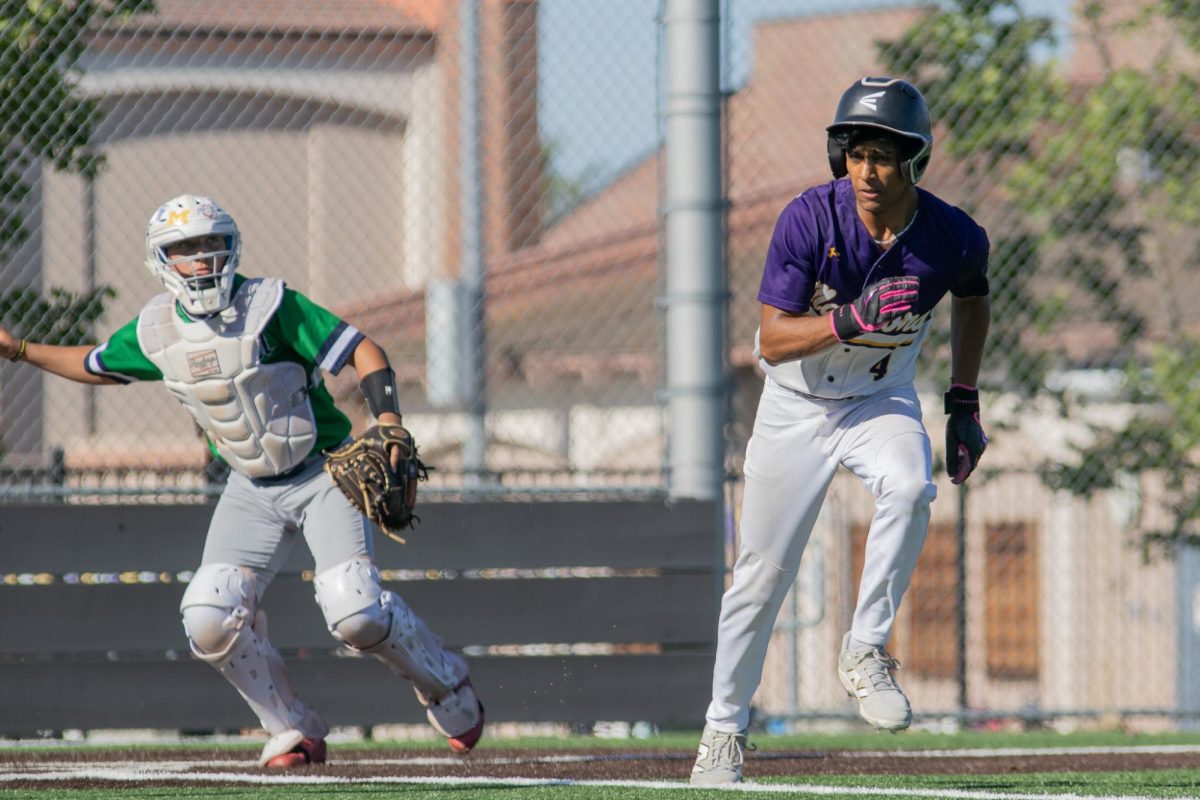 Senior and hitter Avyan Mahajan runs towards first base. Photo | Elizabeth Yang
