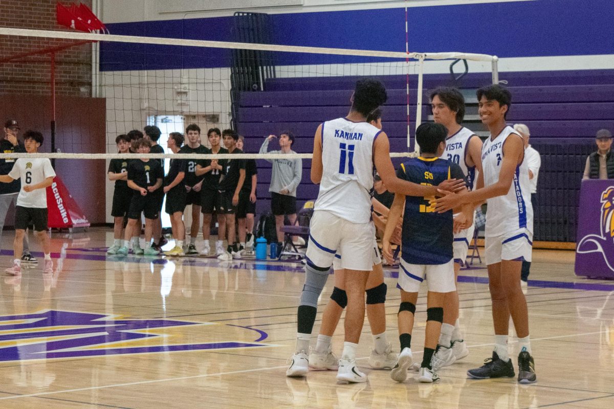 The Matadors win against Mountain View after three close sets