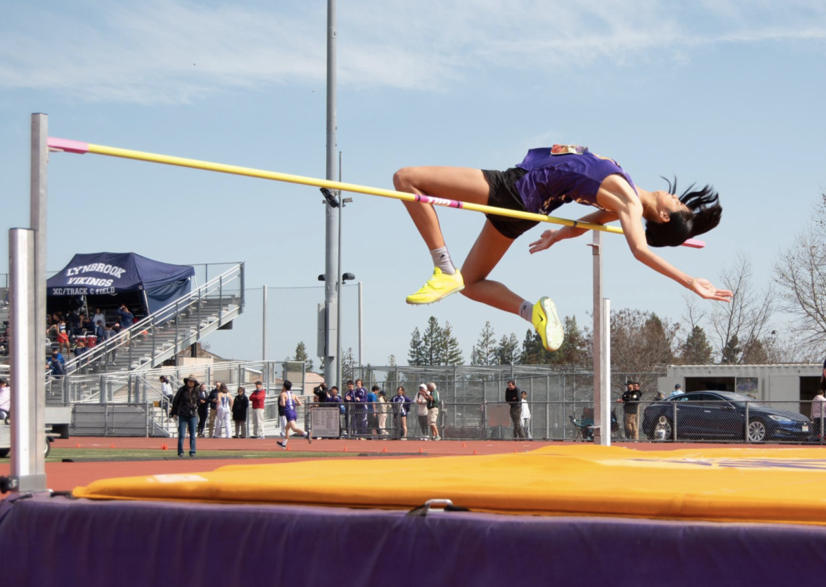 Senior Lelani Laruelle clears a high jump bar during her junior season. Photo | Dylan Nguyen